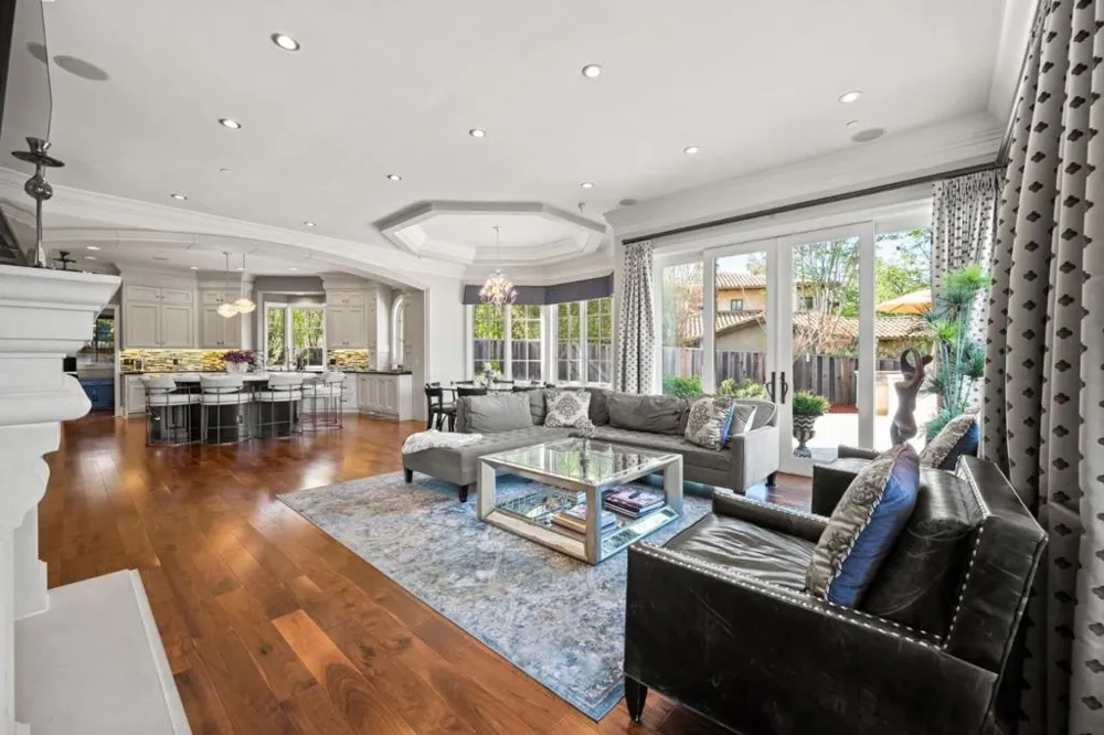 15301 Robin Anne Lane Monte Sereno, CA 95030