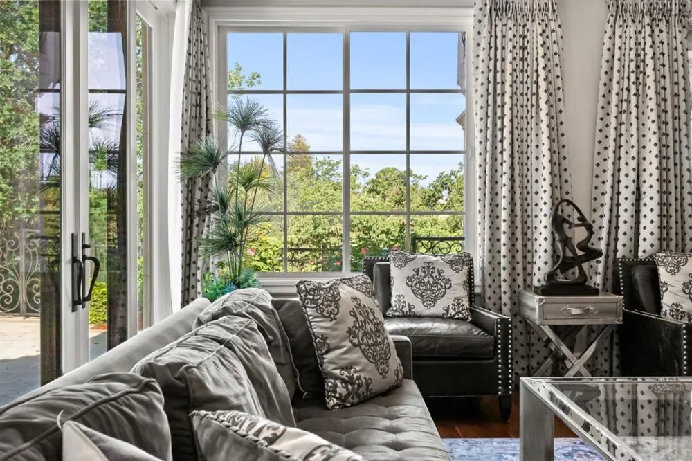 15301 Robin Anne Lane Monte Sereno, CA 95030