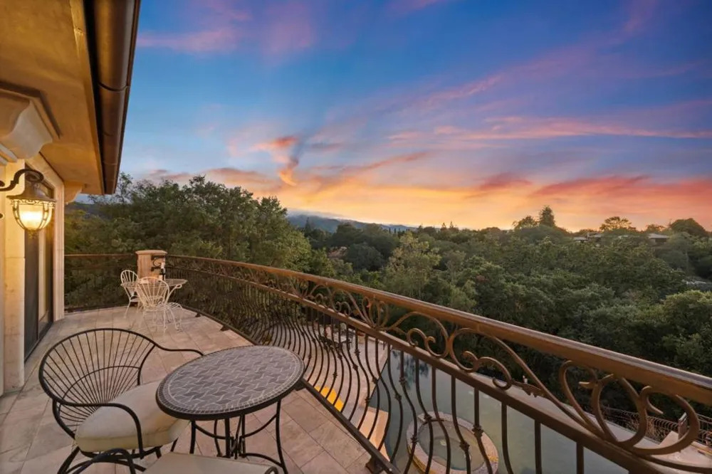 15301 Robin Anne Lane Monte Sereno, CA 95030