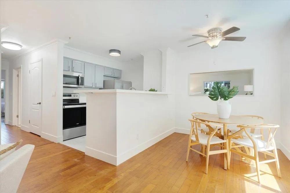 41 Grandview Street #1203 Santa Cruz, CA 95060
