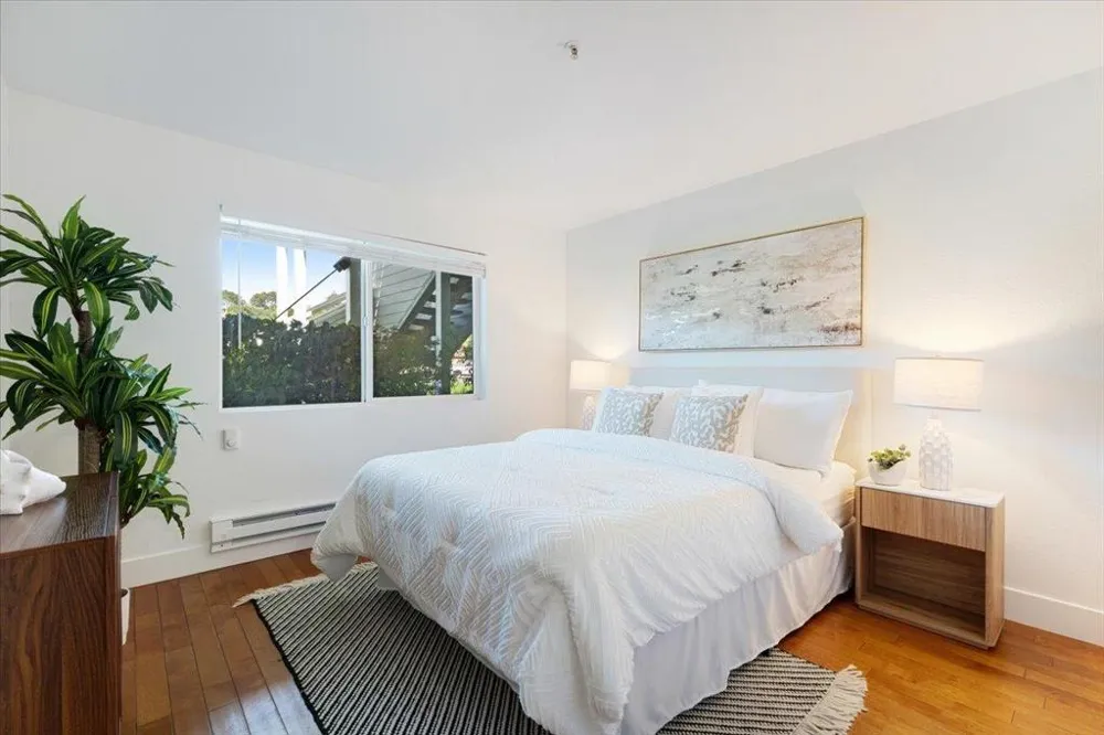 41 Grandview Street #1203 Santa Cruz, CA 95060