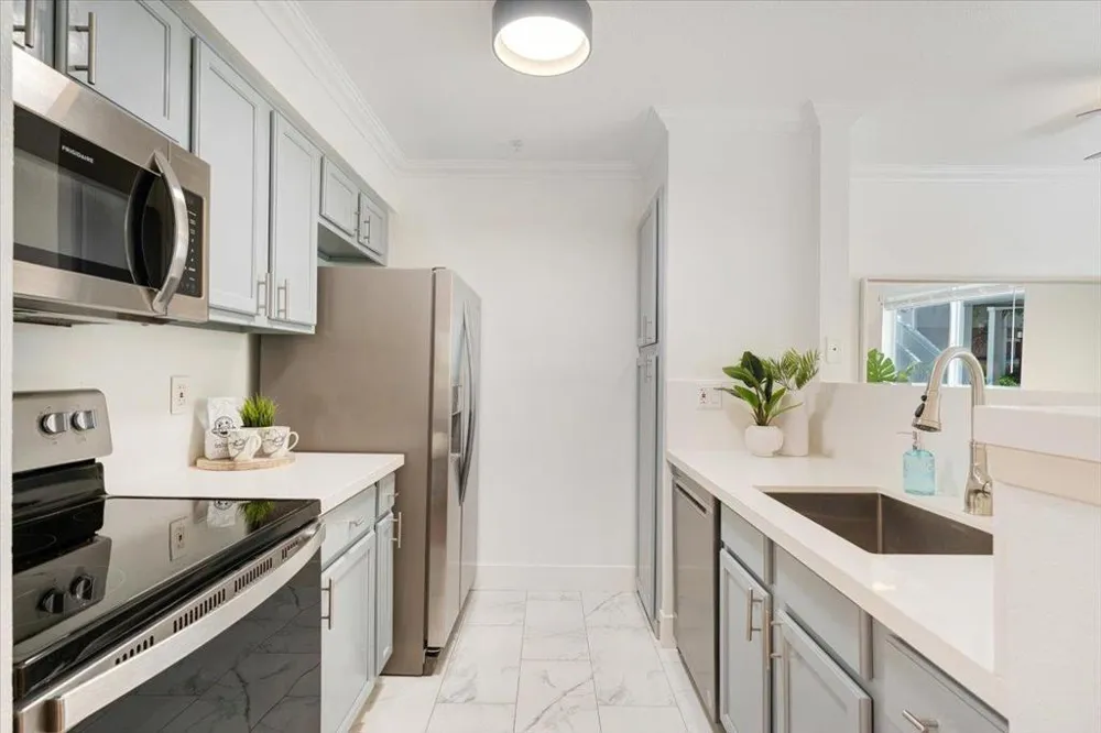 41 Grandview Street #1203 Santa Cruz, CA 95060