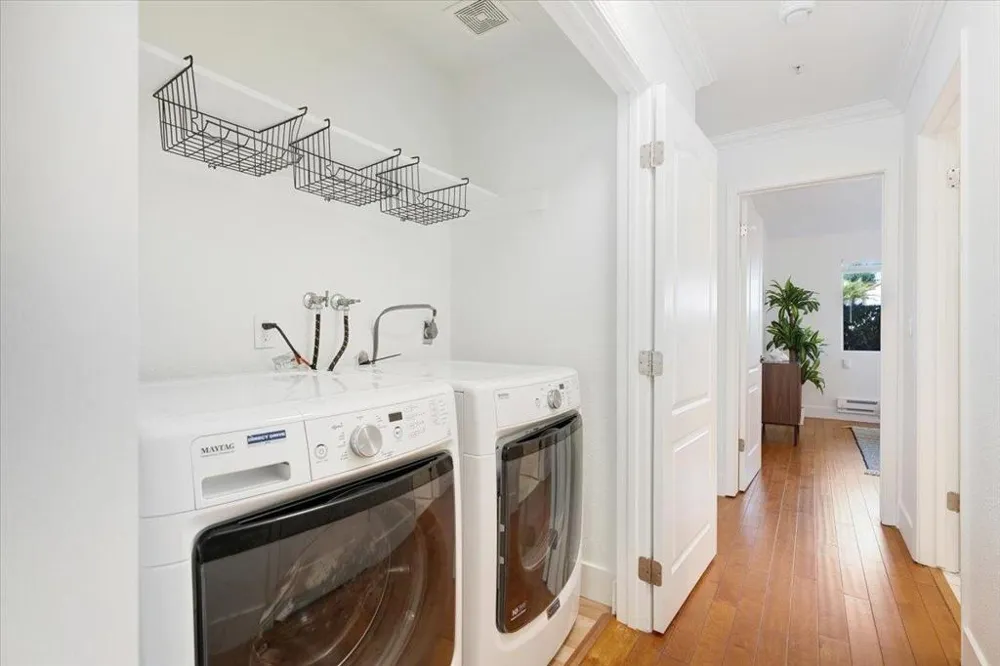 41 Grandview Street #1203 Santa Cruz, CA 95060