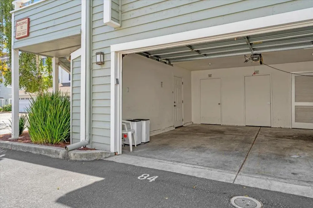 41 Grandview Street #1203 Santa Cruz, CA 95060