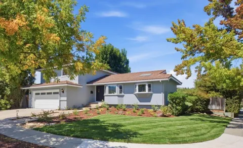 725 Vonna Court