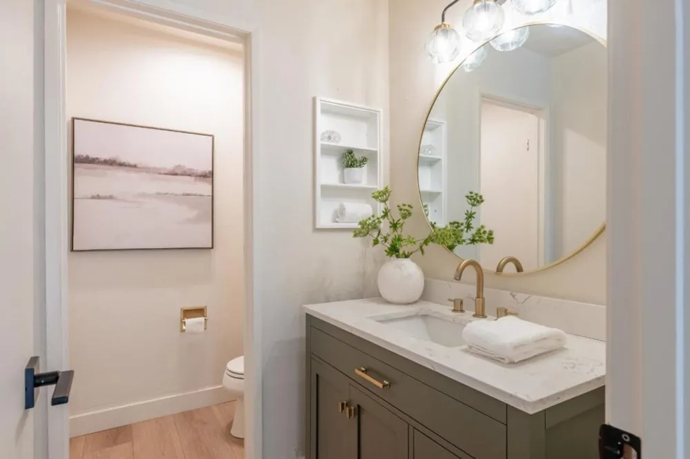 1360 Josselyn Canyon Road #33 Monterey, CA 93940
