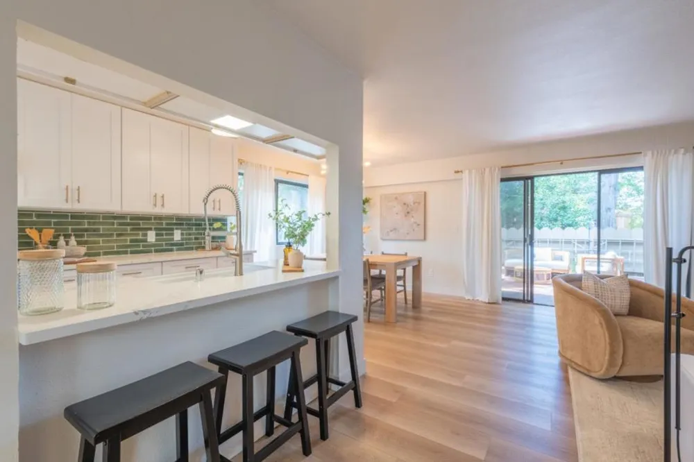 1360 Josselyn Canyon Road #33 Monterey, CA 93940