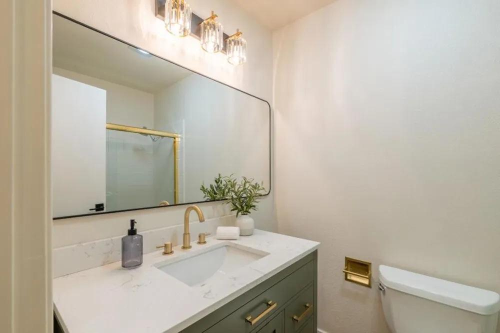 1360 Josselyn Canyon Road #33 Monterey, CA 93940