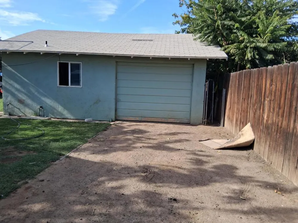 355 E Pleasant Street Coalinga, CA 93210