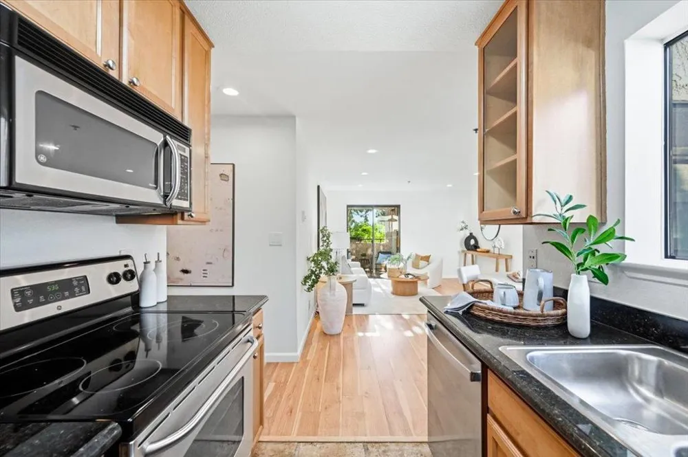 880 E Fremont Avenue #429 Sunnyvale, CA 94087
