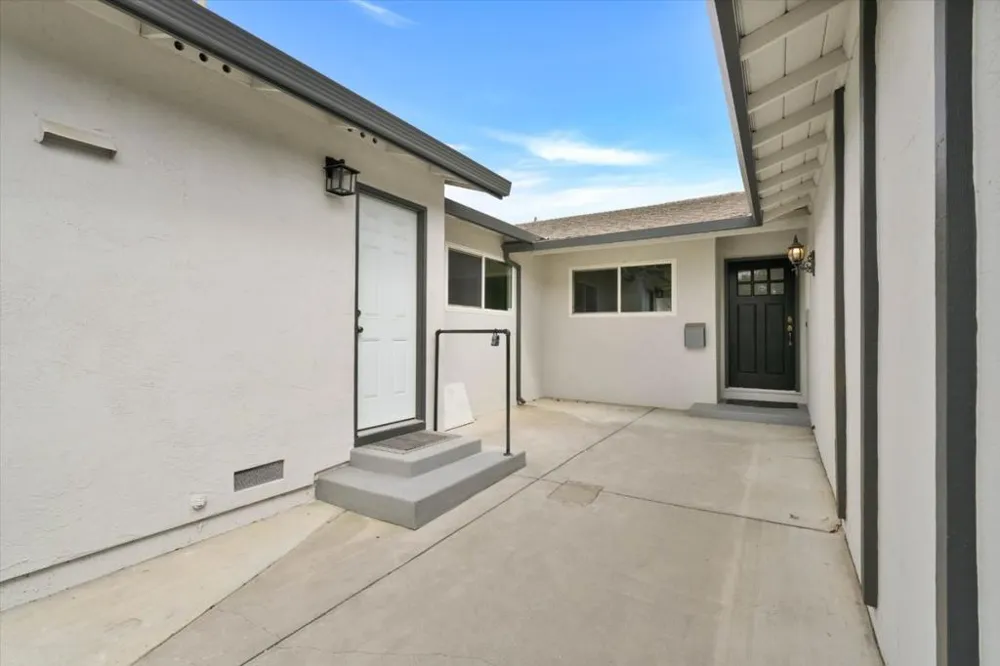1943 Everglades Drive Milpitas, CA 95035