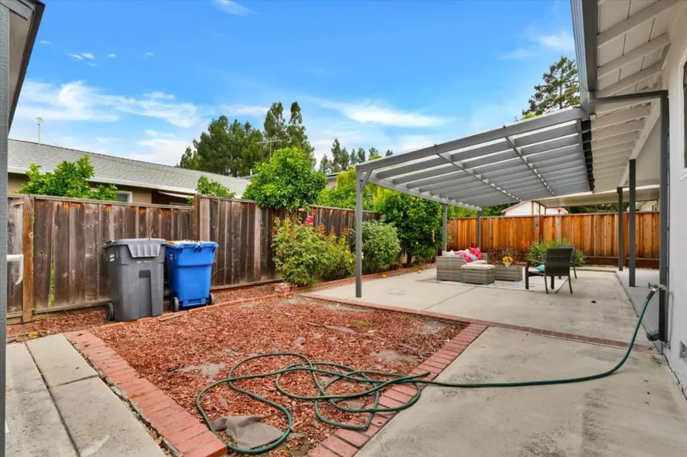 1943 Everglades Drive Milpitas, CA 95035