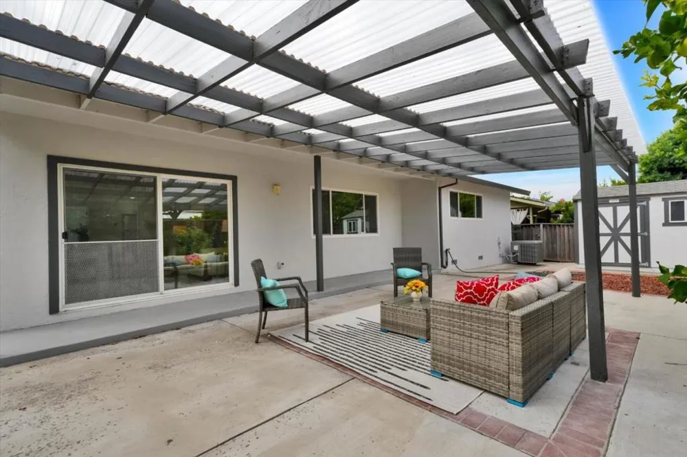 1943 Everglades Drive Milpitas, CA 95035