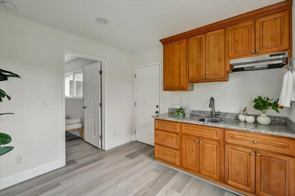 1943 Everglades Drive Milpitas, CA 95035