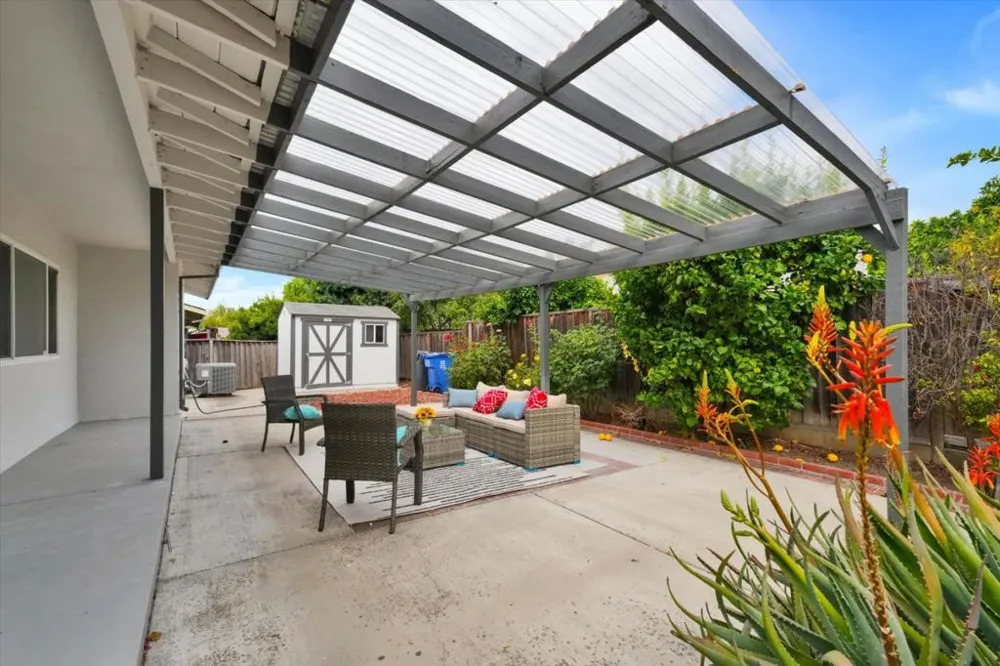 1943 Everglades Drive Milpitas, CA 95035