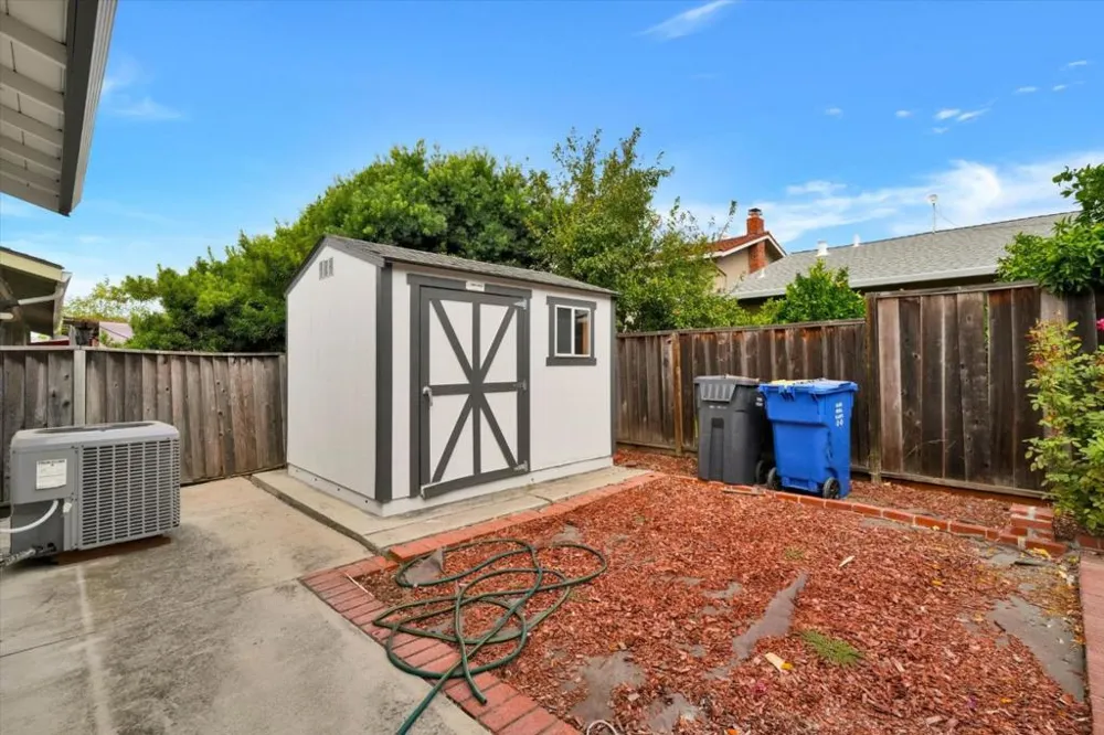 1943 Everglades Drive Milpitas, CA 95035