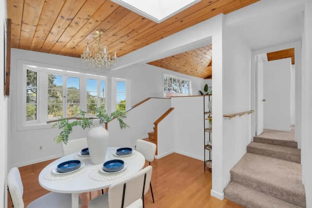 819 Newton Street Monterey, CA 93940