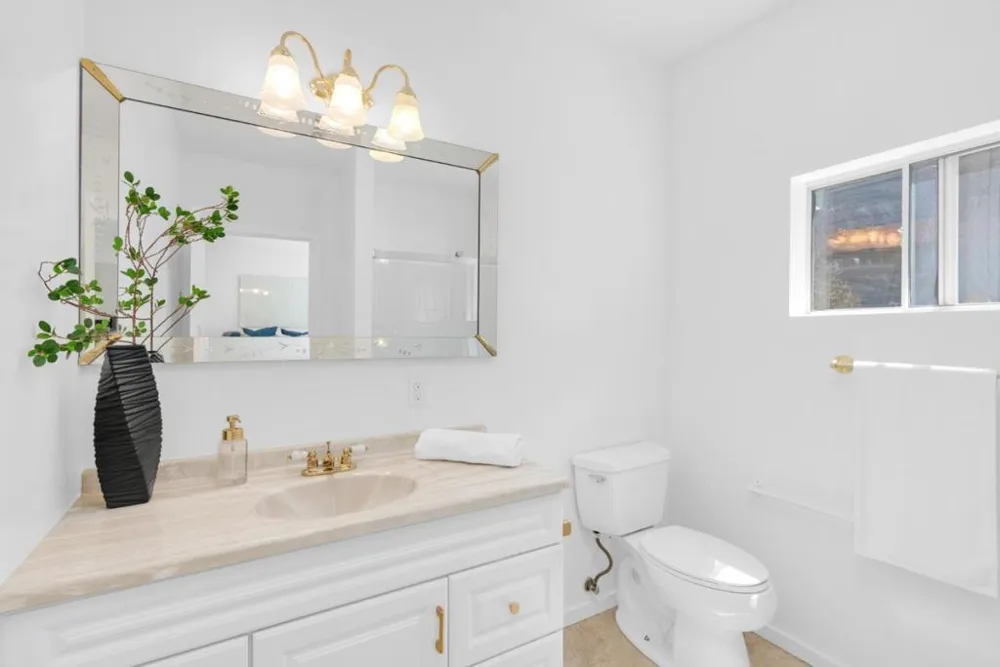 819 Newton Street Monterey, CA 93940