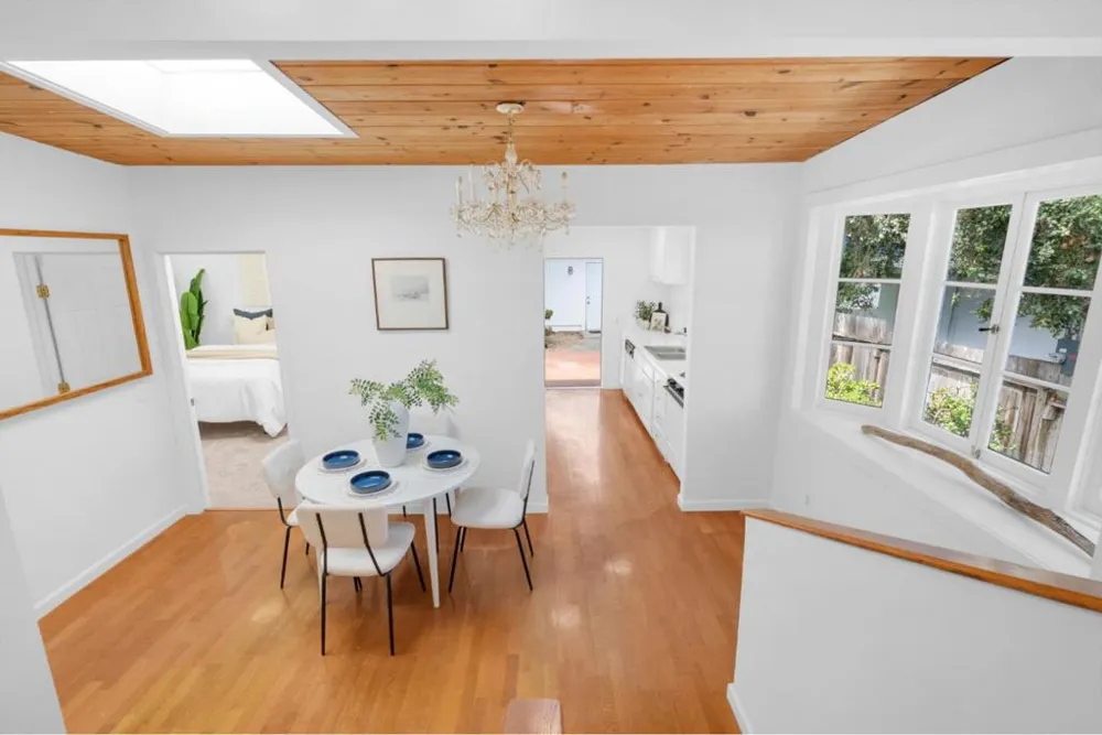 819 Newton Street Monterey, CA 93940