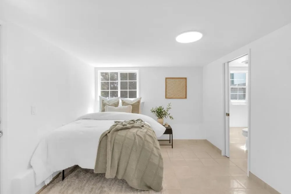 819 Newton Street Monterey, CA 93940