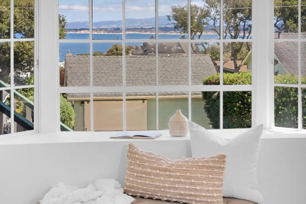 819 Newton Street Monterey, CA 93940