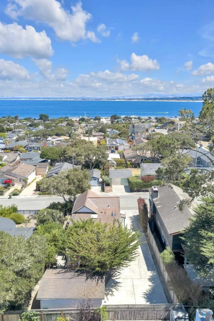 819 Newton Street Monterey, CA 93940