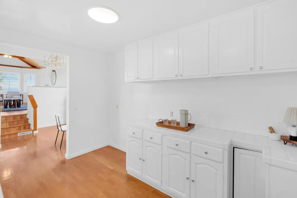 819 Newton Street Monterey, CA 93940