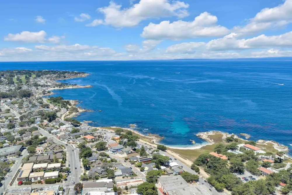 819 Newton Street Monterey, CA 93940