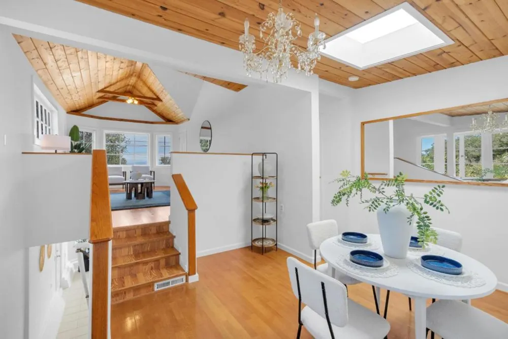 819 Newton Street Monterey, CA 93940