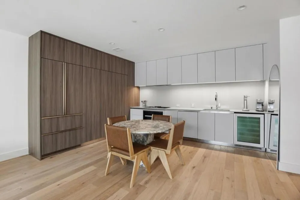 1 Bristol Court #515 San Francisco, CA 94130