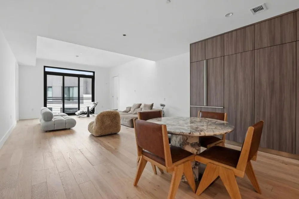 1 Bristol Court #515 San Francisco, CA 94130