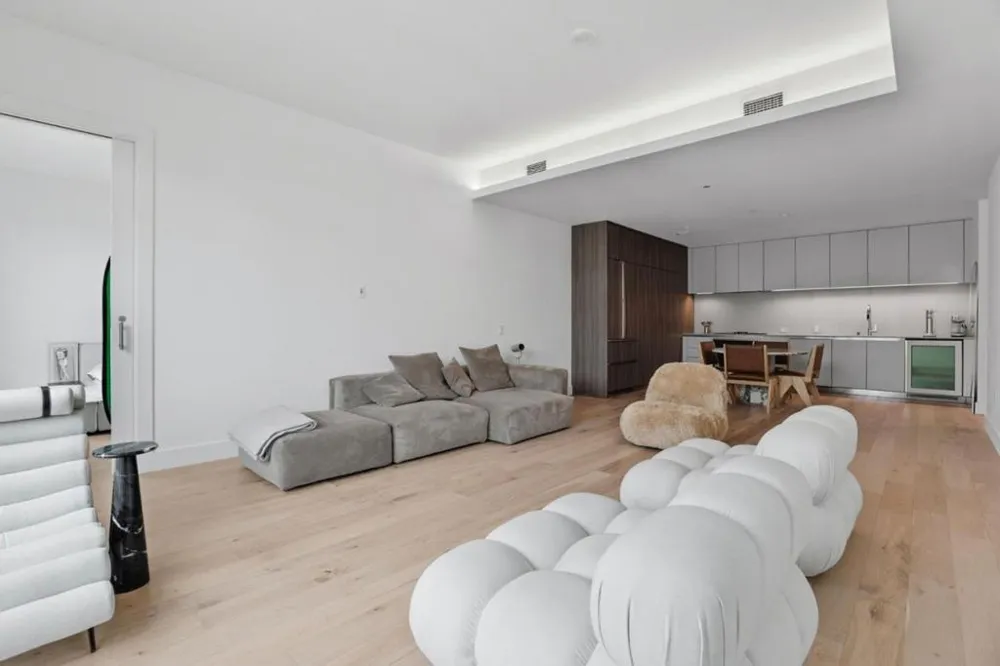 1 Bristol Court #515 San Francisco, CA 94130