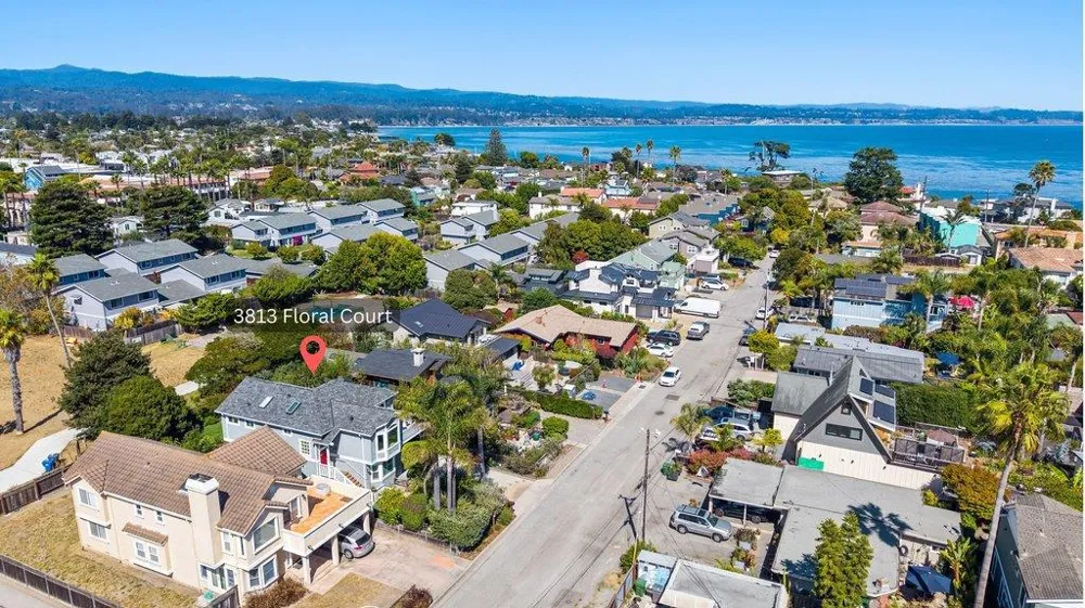 3813 Floral Santa Cruz, CA 95062