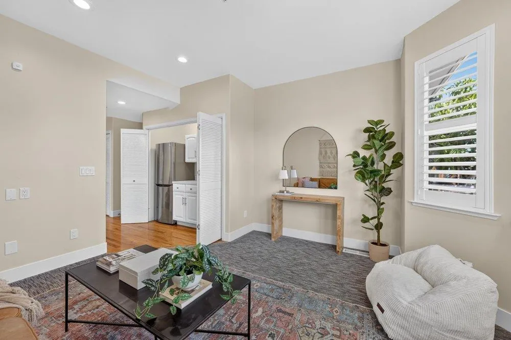 3813 Floral Santa Cruz, CA 95062