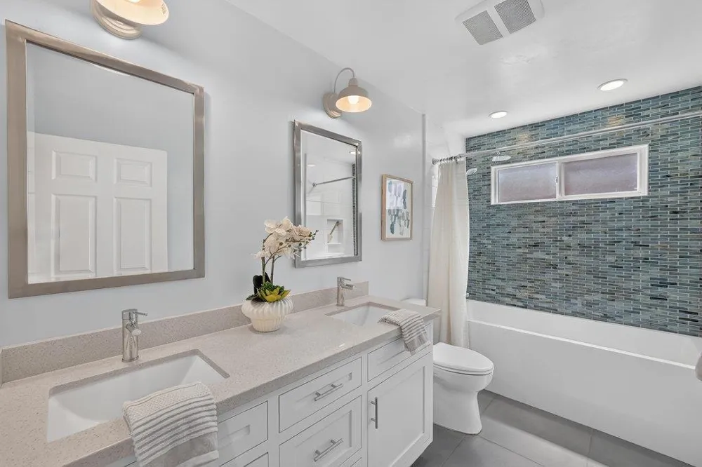 3813 Floral Santa Cruz, CA 95062