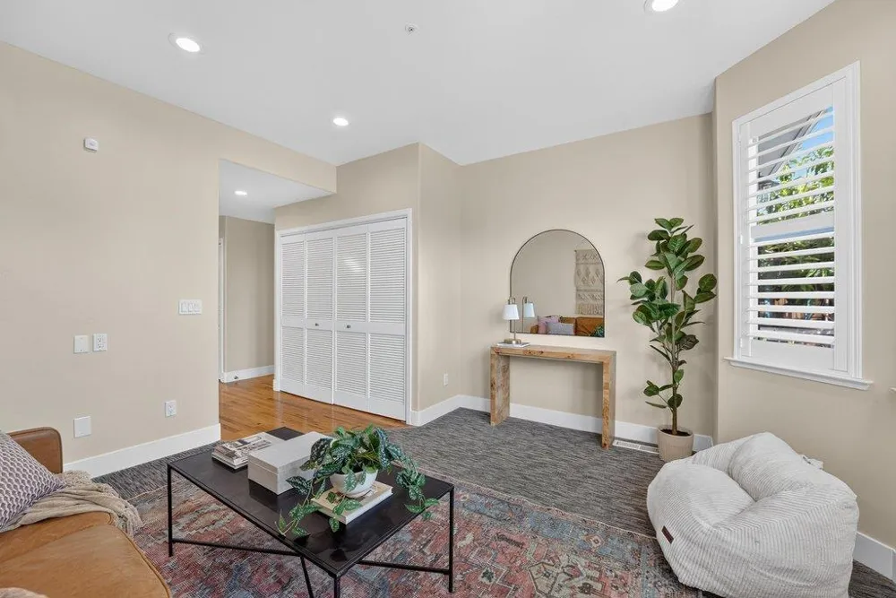 3813 Floral Santa Cruz, CA 95062