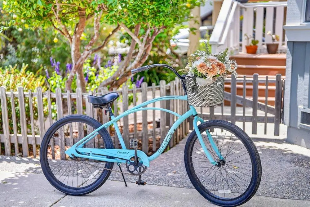 3813 Floral Santa Cruz, CA 95062
