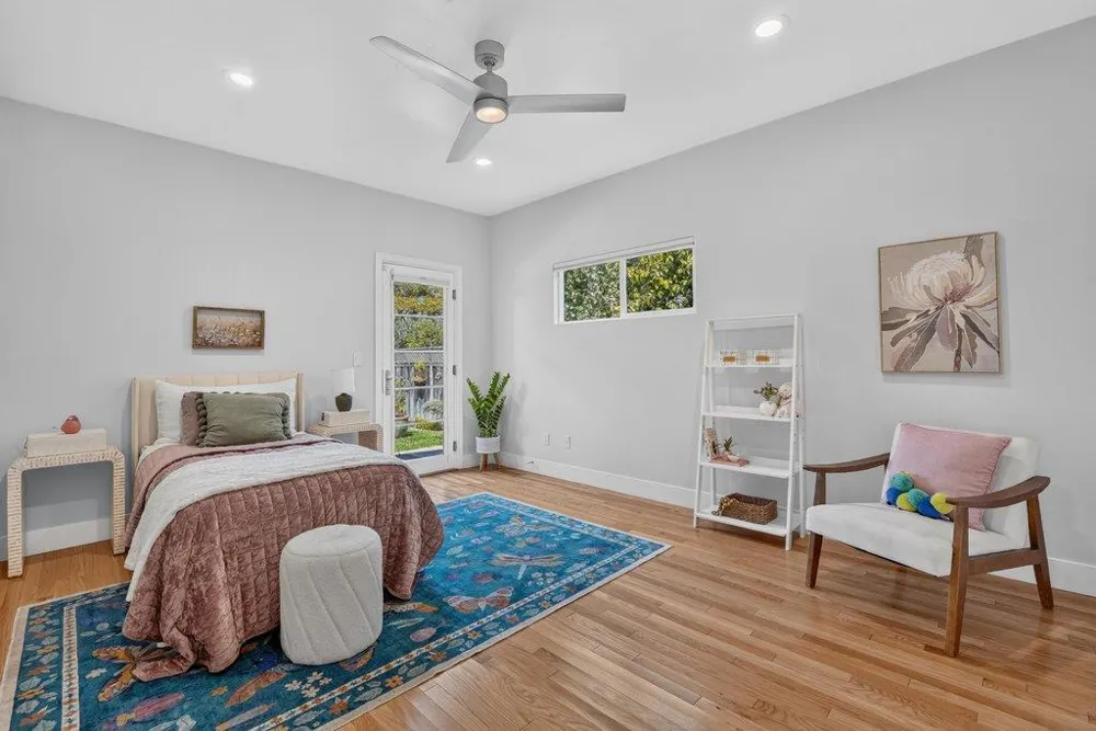 3813 Floral Santa Cruz, CA 95062