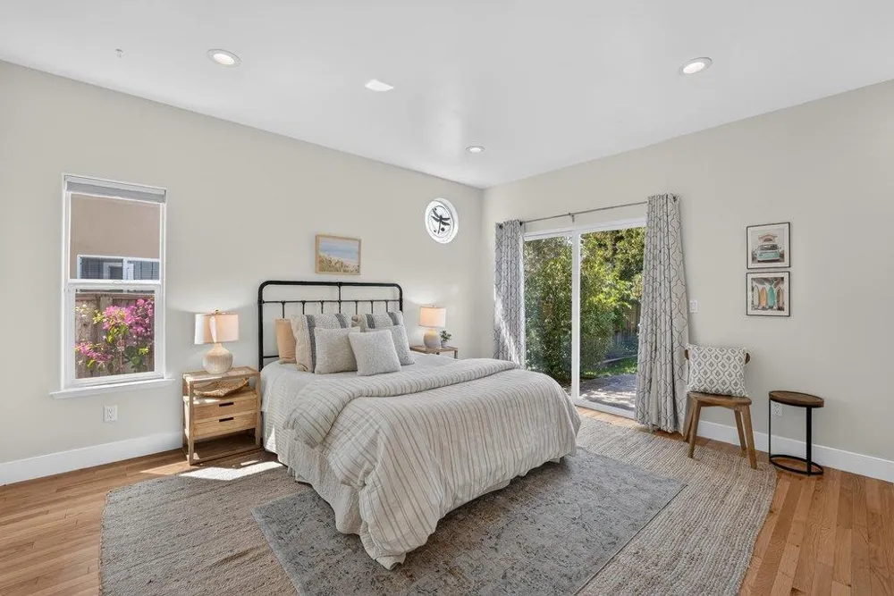 3813 Floral Santa Cruz, CA 95062