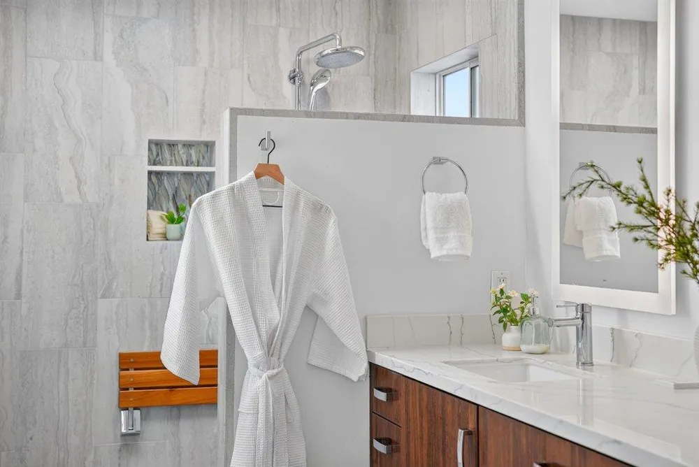 3813 Floral Santa Cruz, CA 95062