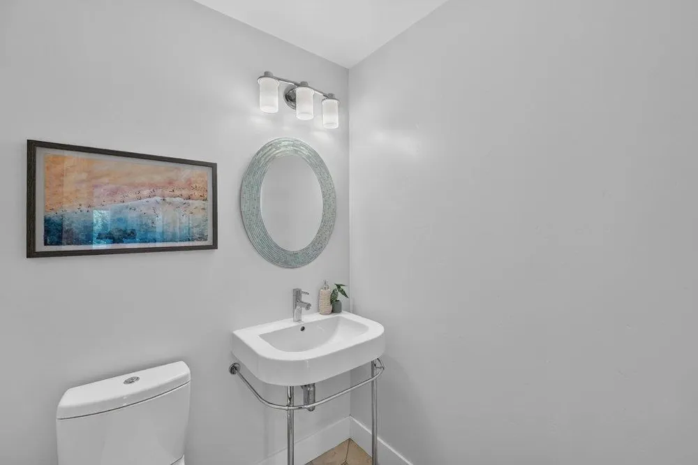 3813 Floral Santa Cruz, CA 95062