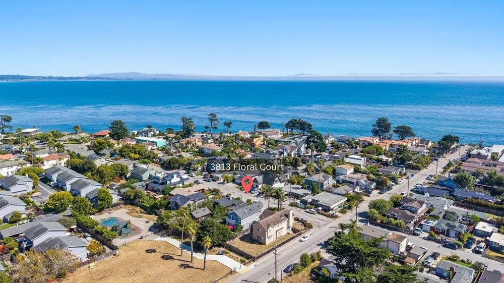 3813 Floral Santa Cruz, CA 95062