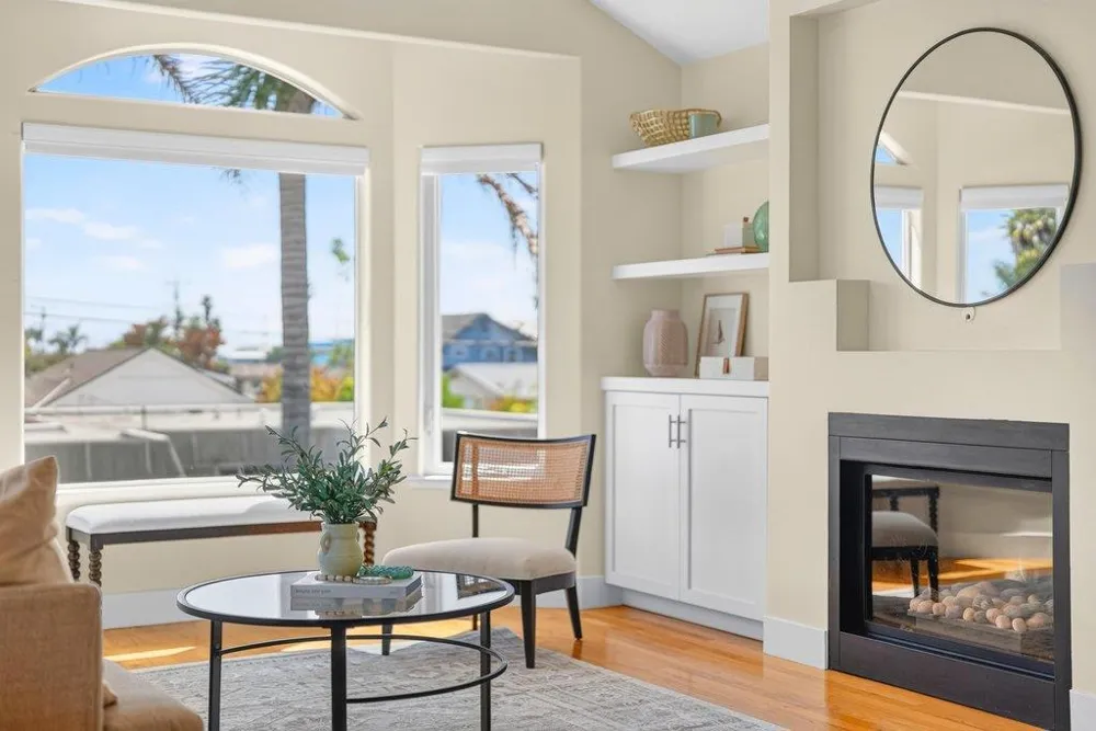 3813 Floral Santa Cruz, CA 95062