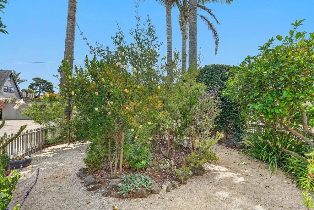 3813 Floral Santa Cruz, CA 95062