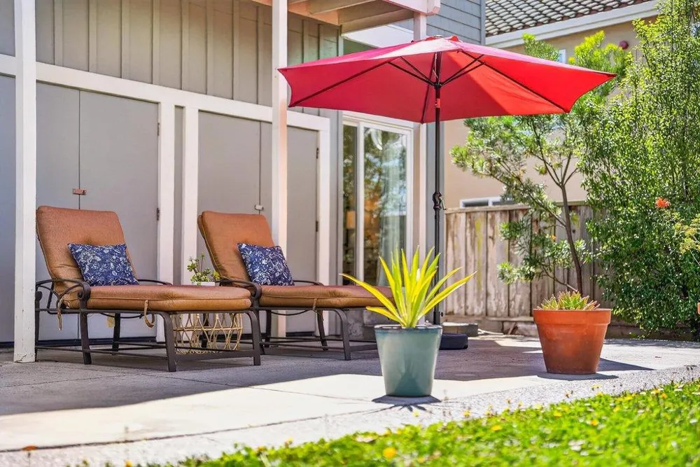 3813 Floral Santa Cruz, CA 95062