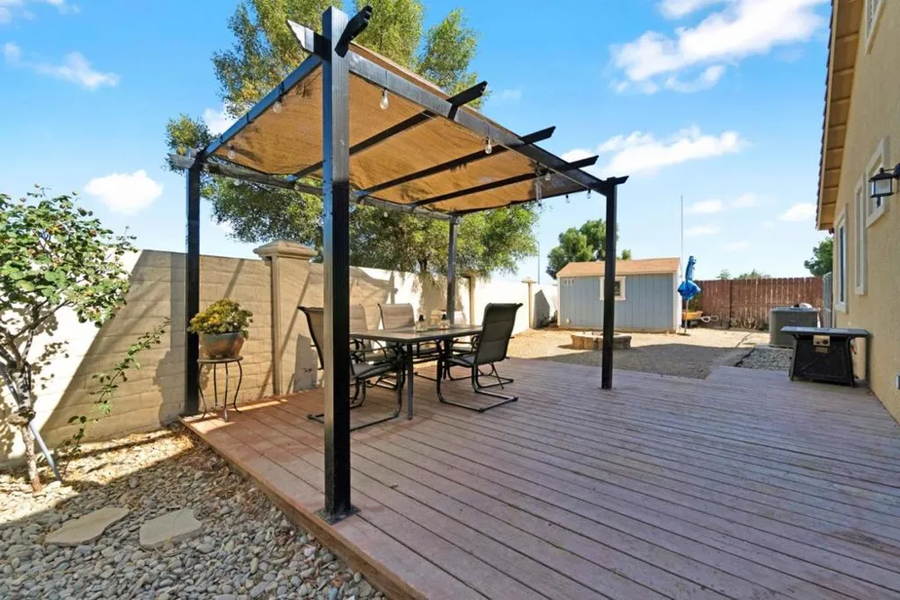 1596 Manzanita Way Los Banos, CA 93635