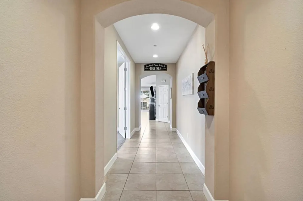 1596 Manzanita Way Los Banos, CA 93635