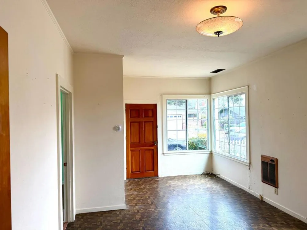 978 Palma Street El Granada, CA 94018