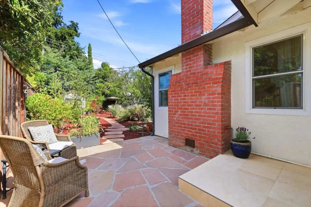 1408 Lewiston Drive Sunnyvale, CA 94087