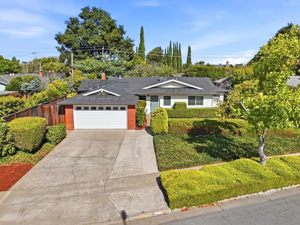 1408 Lewiston Drive Sunnyvale, CA 94087